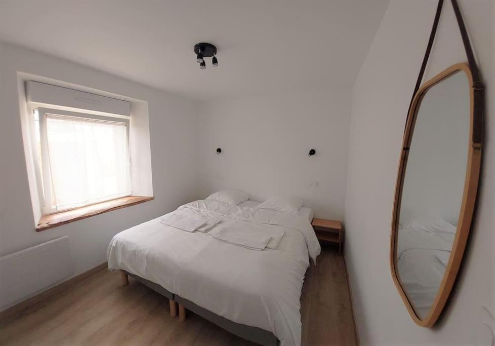 Le Cormoran Emplacement Ideal, Moderne Tres Equipe Thury-Harcourt-le-Hom Exteriör bild